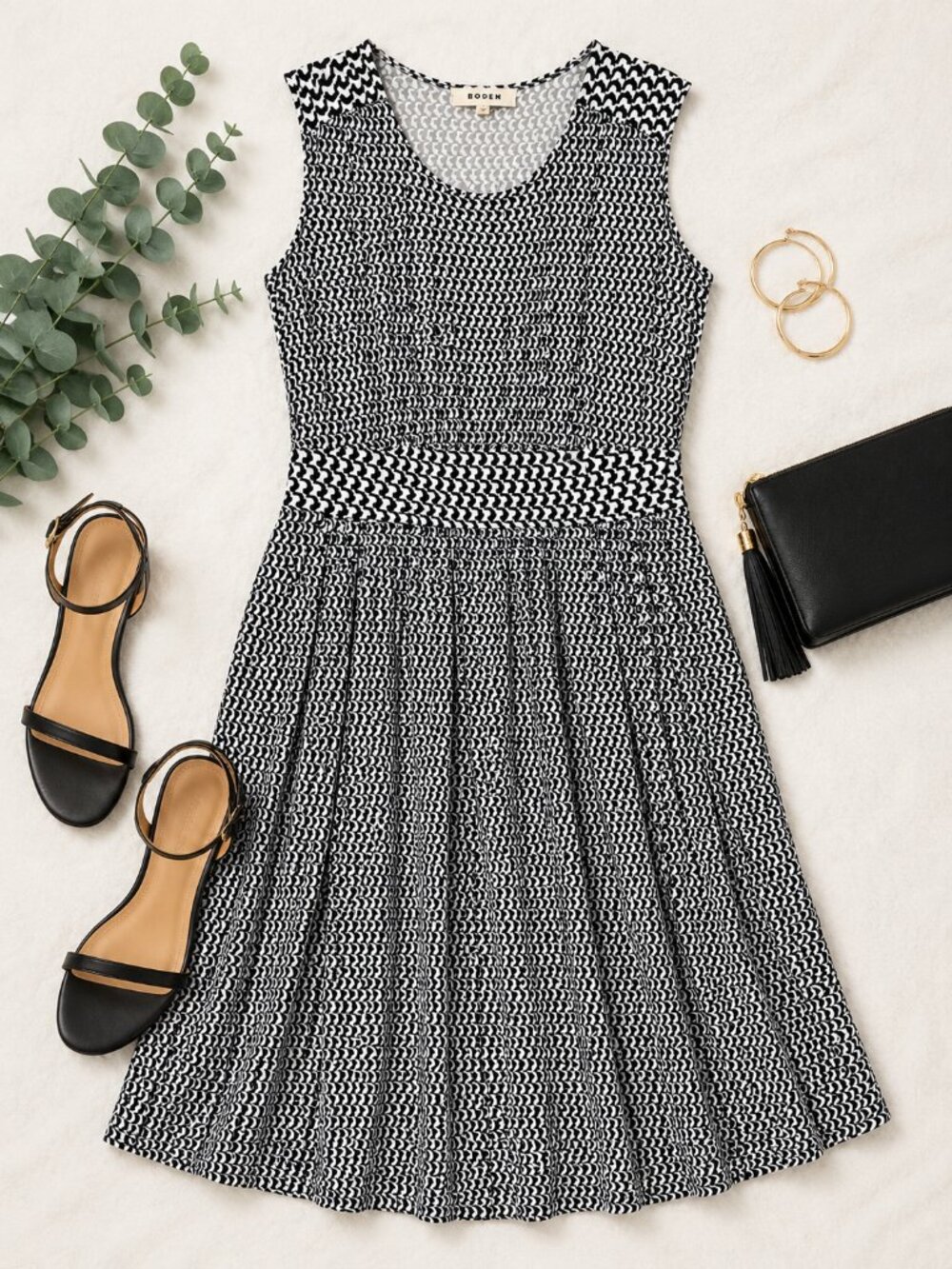 Boden Size 14 Black White Geometric Print Midi Dress Sleeveless